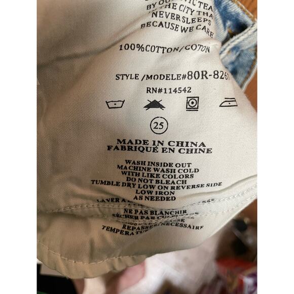 Blank NYC Denim Jean Shorts Cut Off Distressed Women’s Size 25”/ 0 - Picture 5 of 6